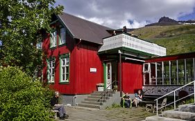 Hafaldan Hi Hostel, Old Hospital Building